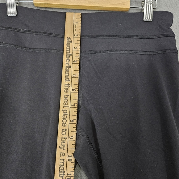 Lululemon Athletic Womens Leggings Size 6 Crop Soild Black Pockets - Picture 2 of 8